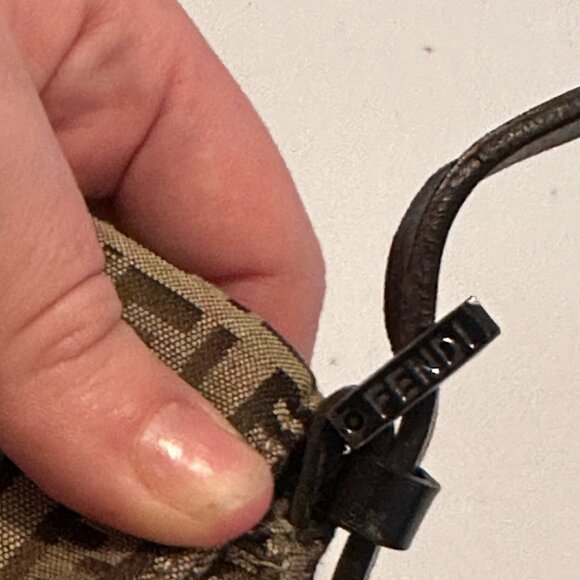 Vintage FENDI Monogram Baguette - Y2K Shoulder Bag - Picture 4 of 16